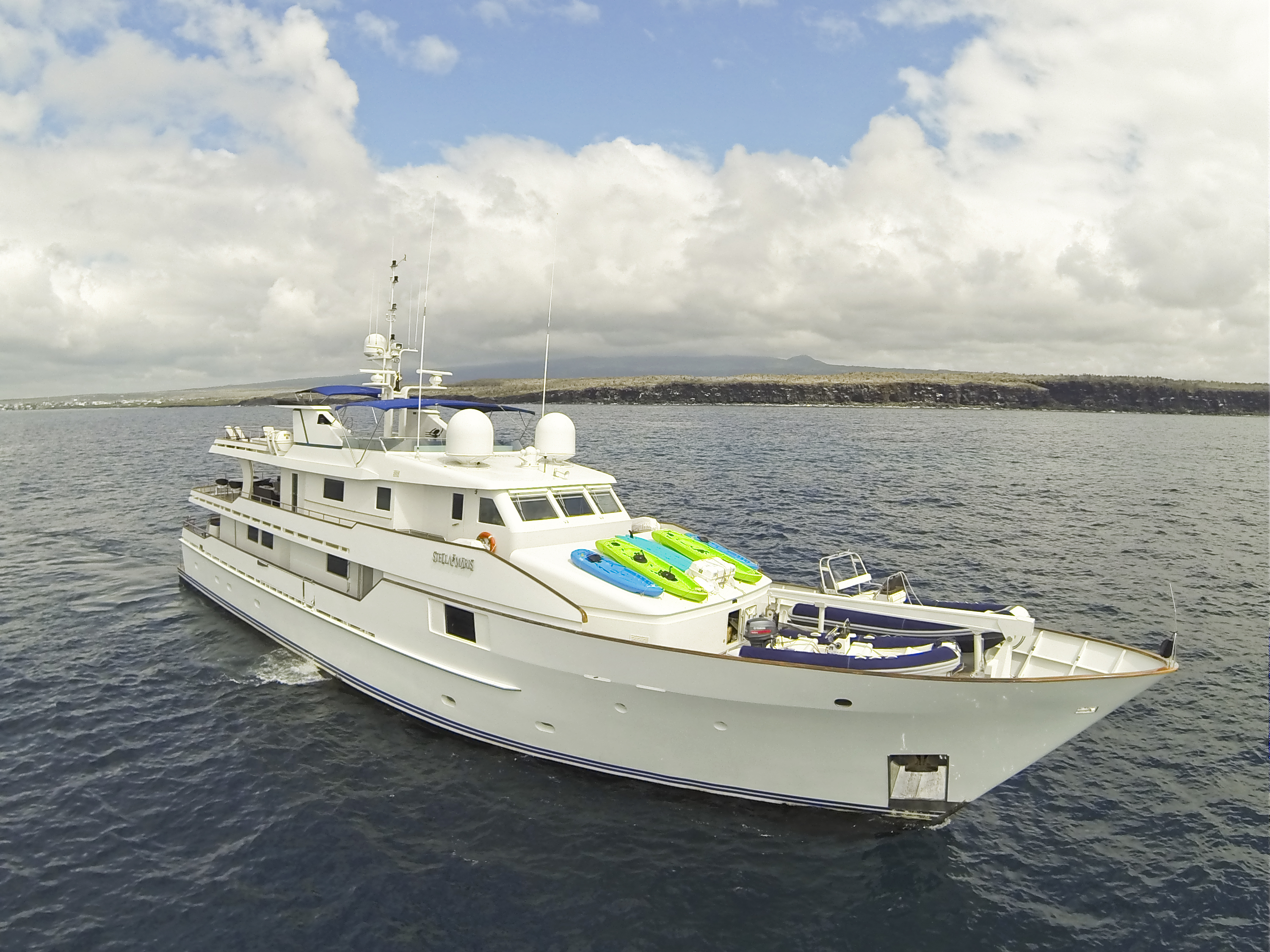 stella maris yacht charter cost